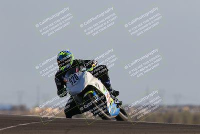 media/Dec-04-2022-CVMA (Sun) [[e38ca9e4fc]]/Race 12 500 Supersport-350 Supersport/